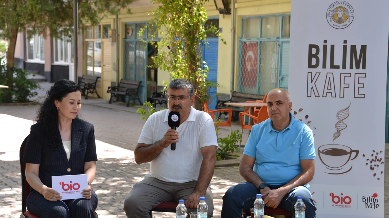 Bilim, kampüsten tarlaya ulaştı: Selçuk Üniversitesinden İçeri Çumra’da “Bilim Kafe” etkinliği